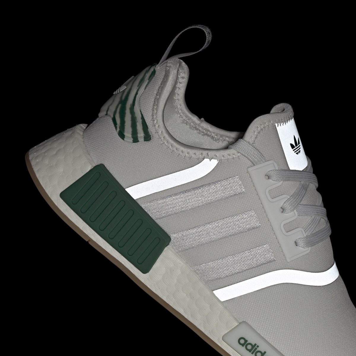 Adidas Sapatilhas NMD_R1. 12