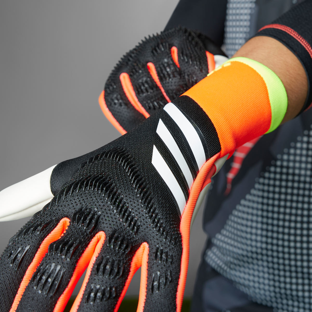 Adidas Gants de gardien Predator Pro. 5