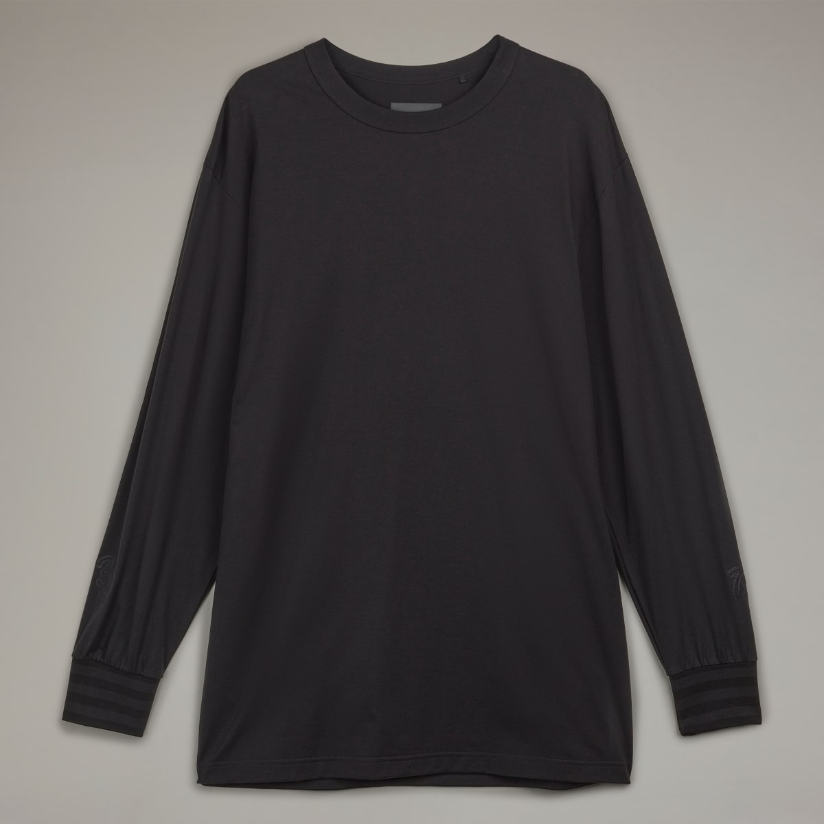 Adidas Y-3 Graphic Long Sleeve Tee. 5