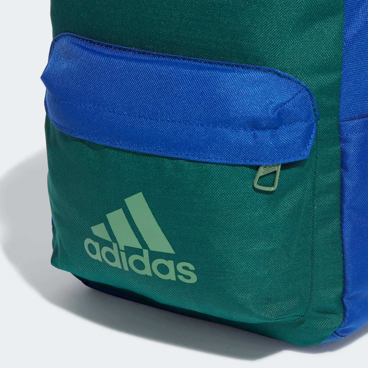 Adidas Mochila. 4