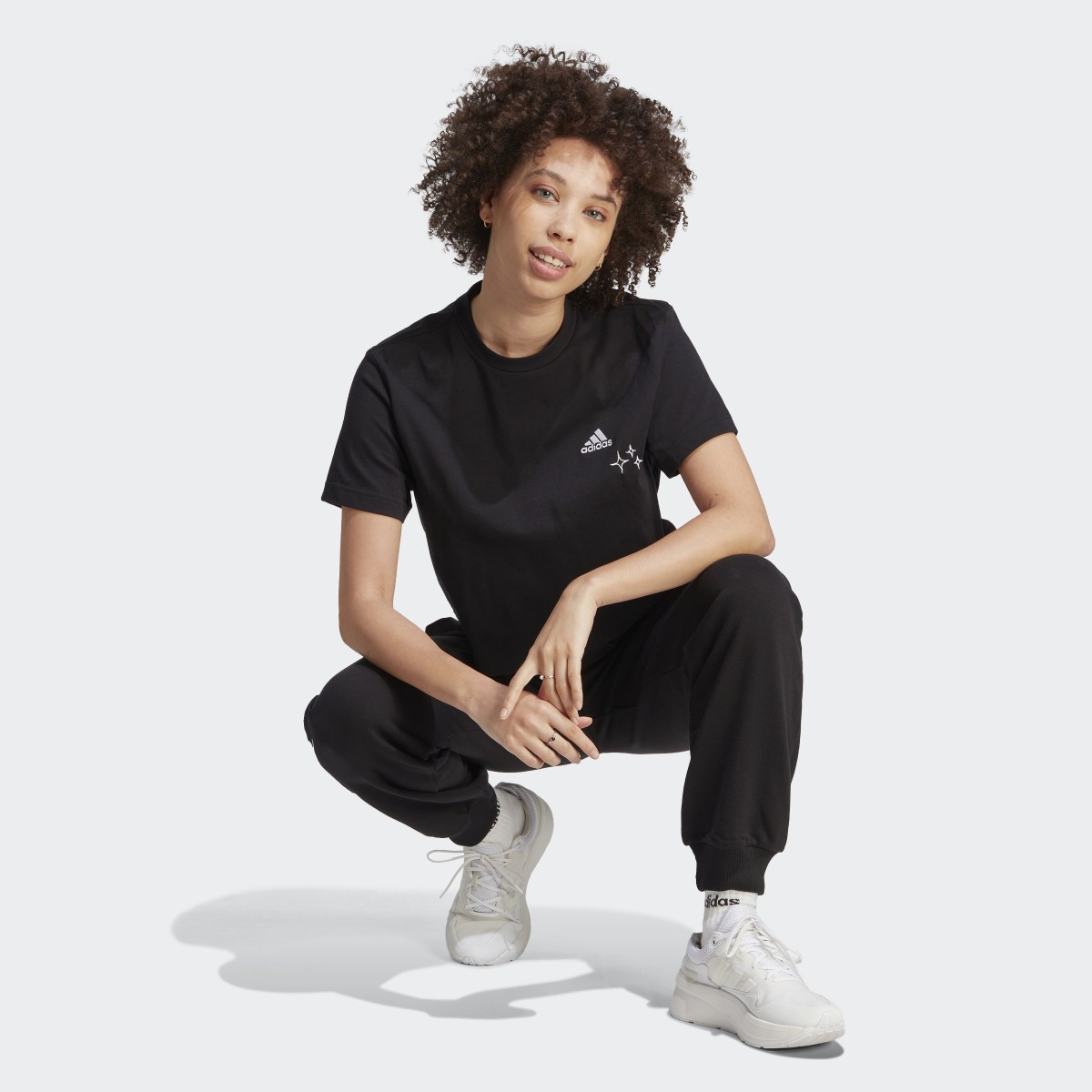 Adidas Scribble Embroidery Crop-Shirt. 4