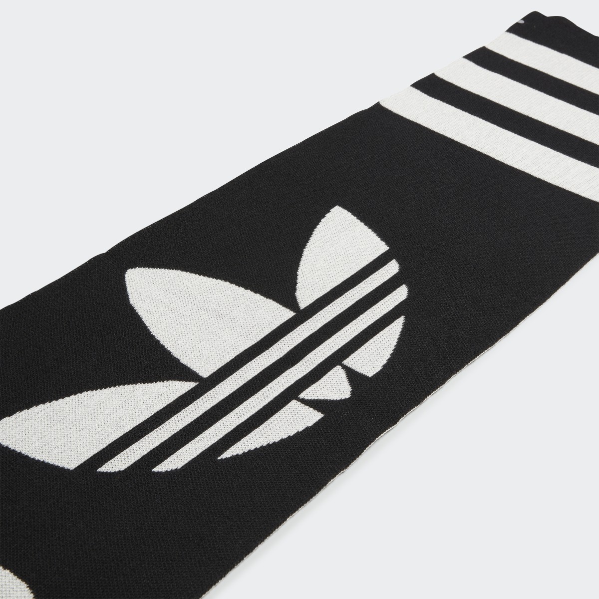 Adidas Scarf. 4