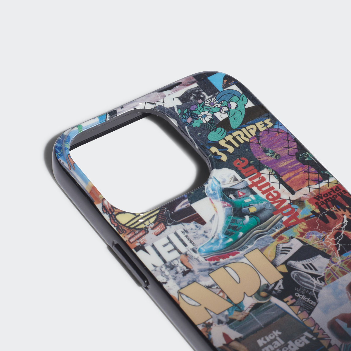 Adidas OR Snap Case Graphic AOP for iPhone 13/13 Pro. 5