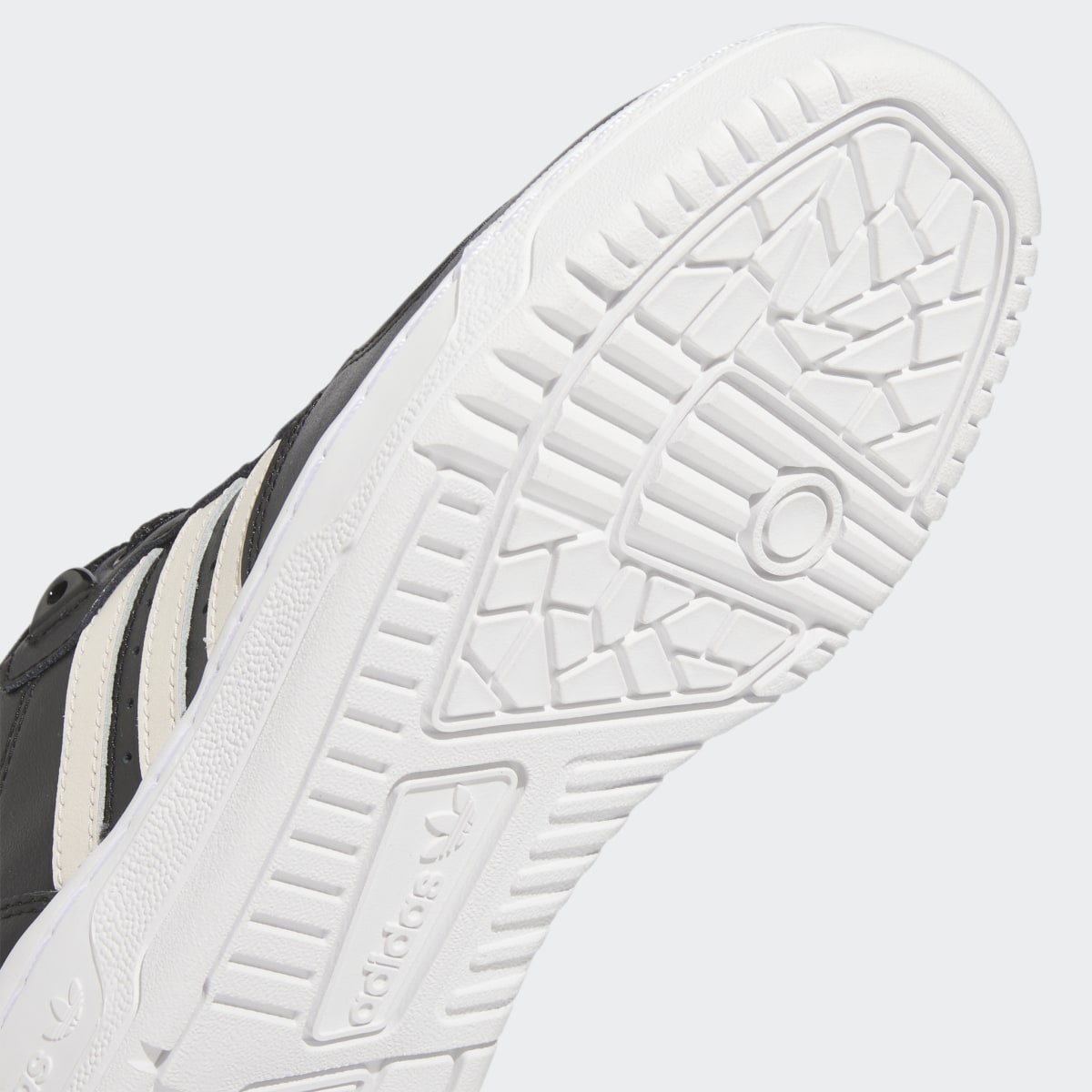 Adidas Rivalry Low Shoes. 10