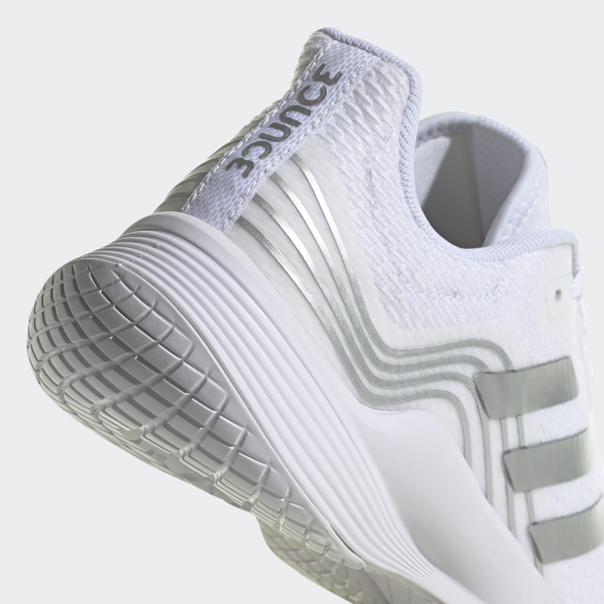 Adidas Scarpe da pallavolo Novaflight. 10