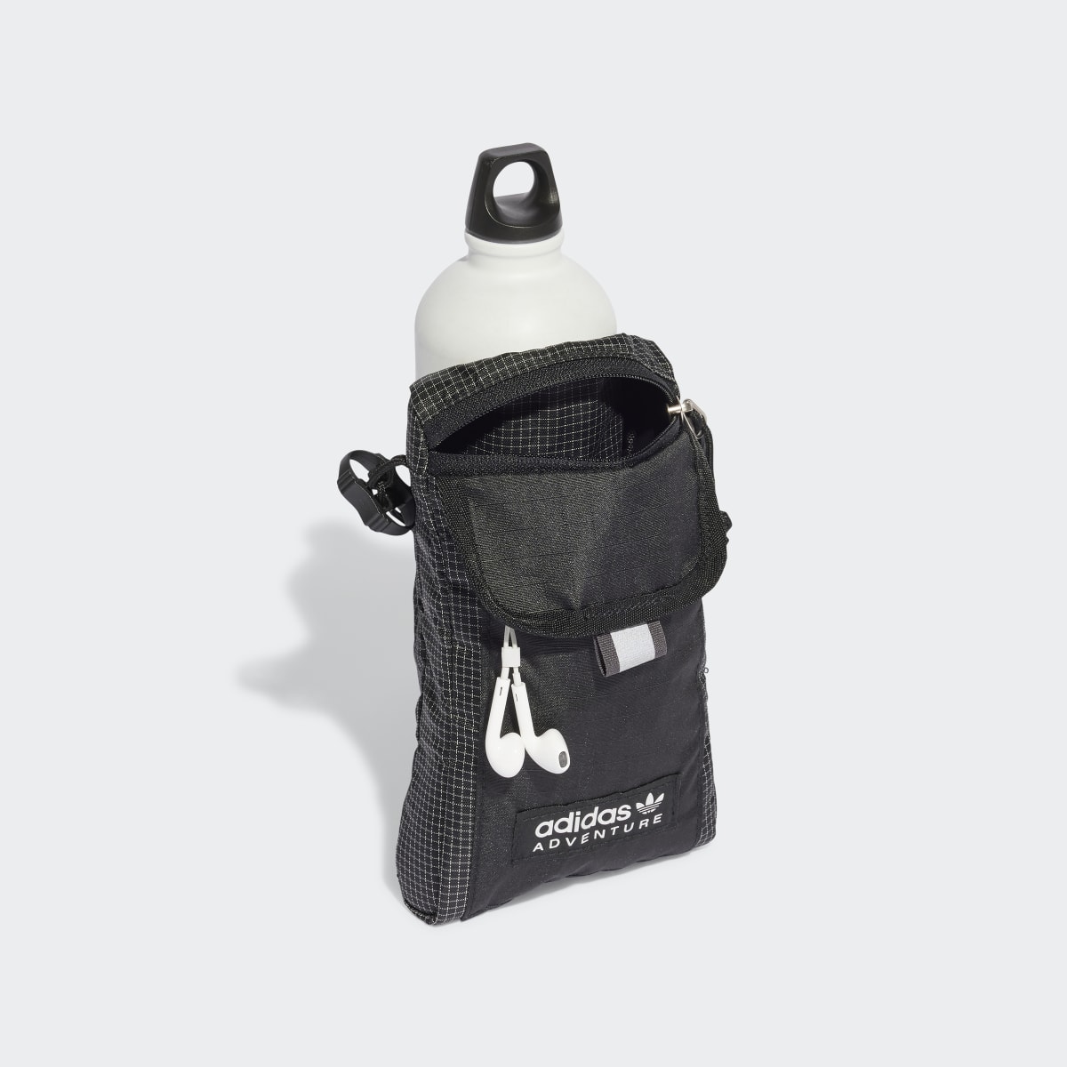 Adidas Adventure Flag Bag Small. 5