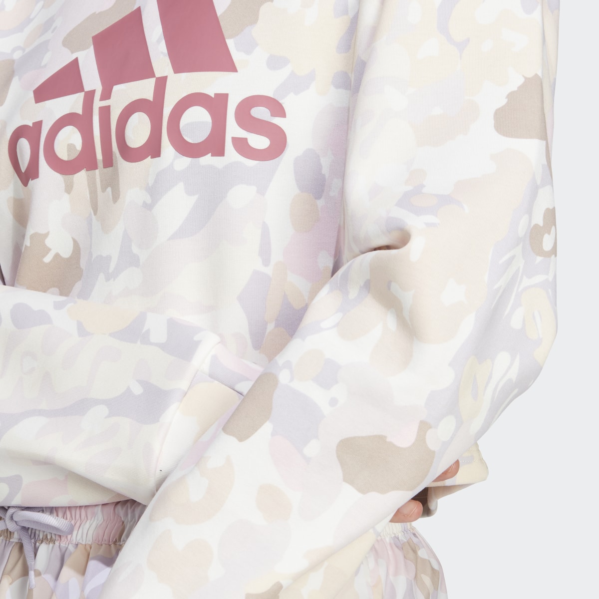 Adidas Graphic Sweatshirt. 6