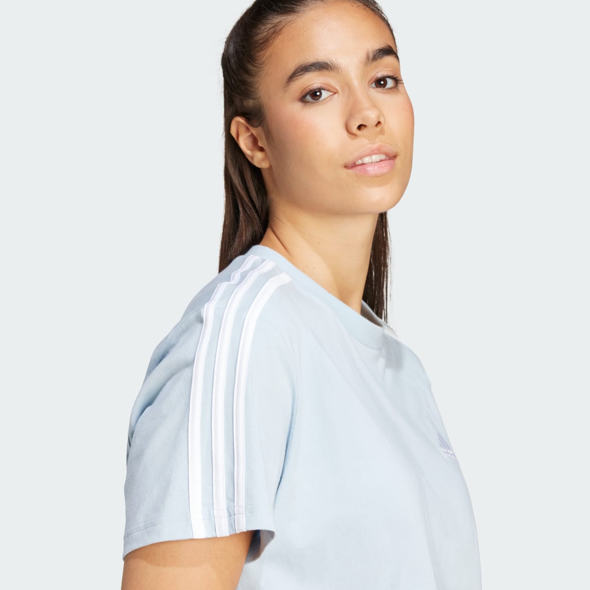 Adidas Top Curto em Jersey Simples 3-Stripes Essentials. 7