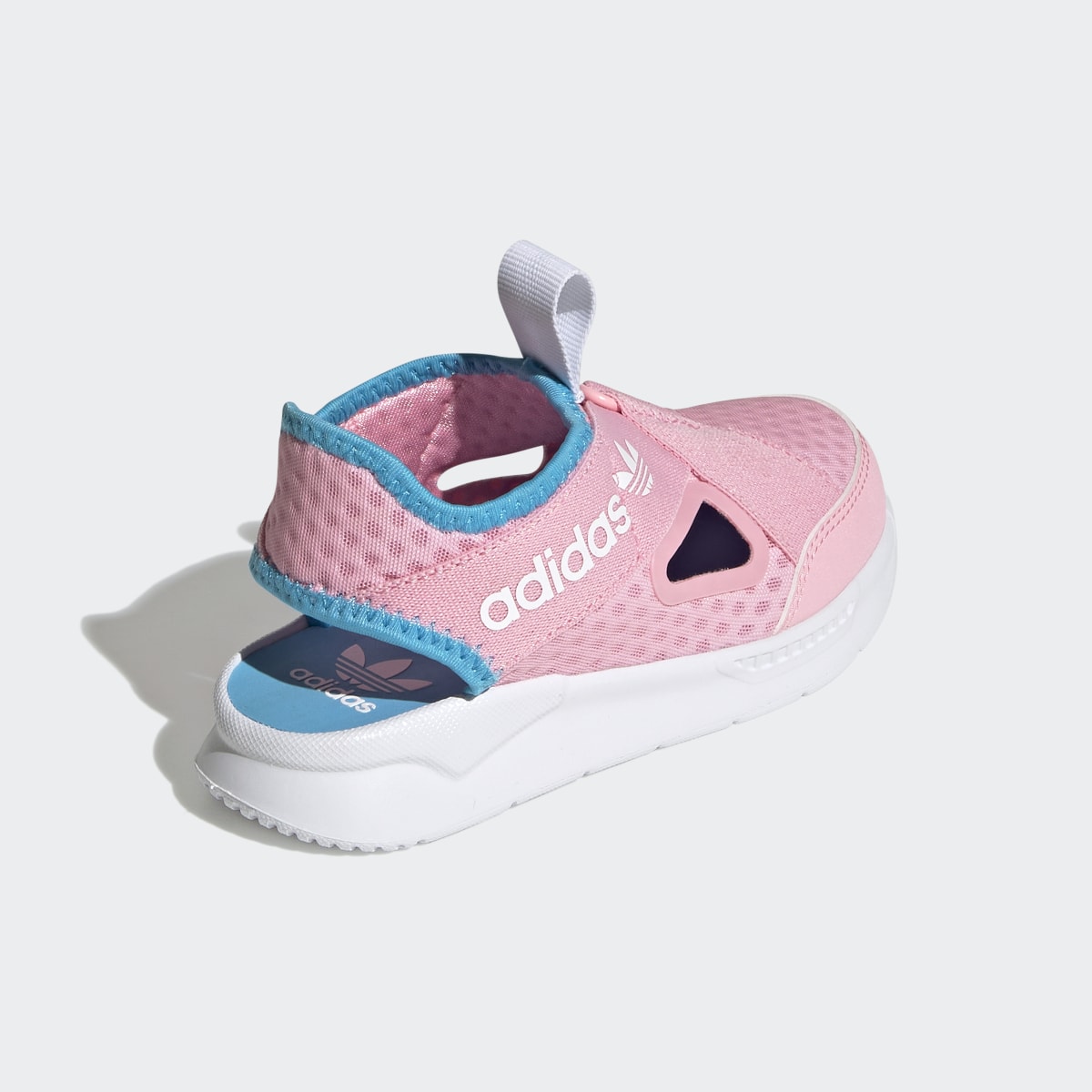 Adidas Sandale 360. 6