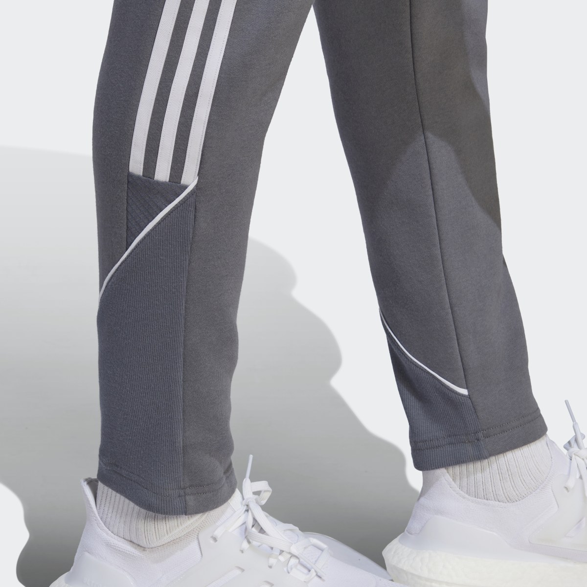 Adidas Tiro 23 League Sweat Tracksuit Bottoms. 7