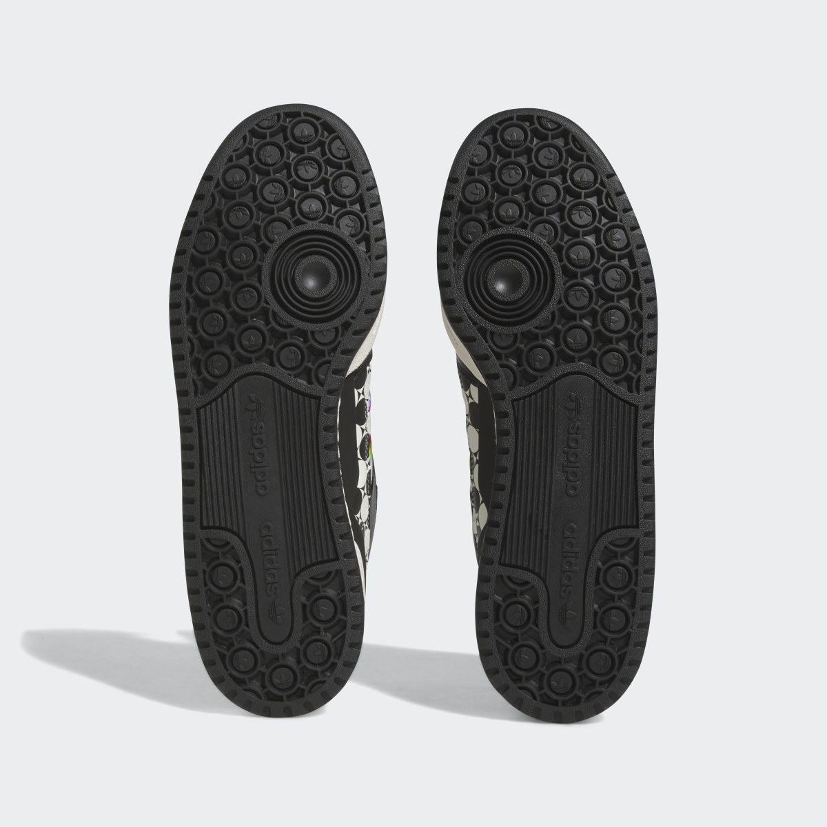 Adidas Tenis Forum Low PRIDE RM. 4 Adidas Tenis Forum Low PRIDE RM. 4