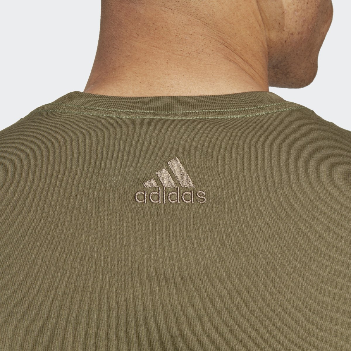 Adidas T-shirt avec logo brodé linéaire en jersey Essentials. 7