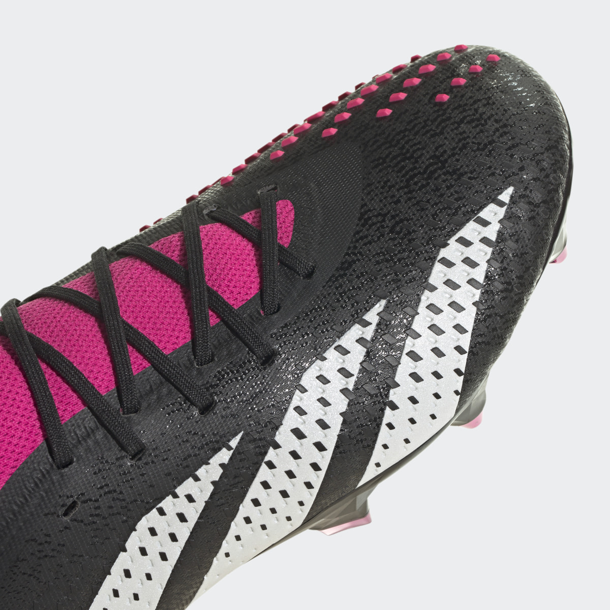 Adidas Botas de Futebol Predator Accuracy.1 Low – Piso Mole. 12