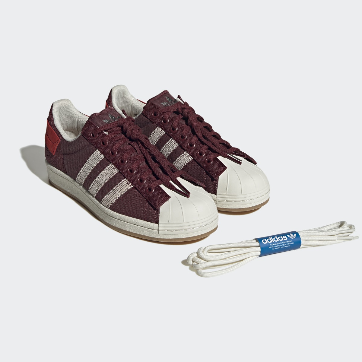 Adidas Tenis Superstar Parley. 13