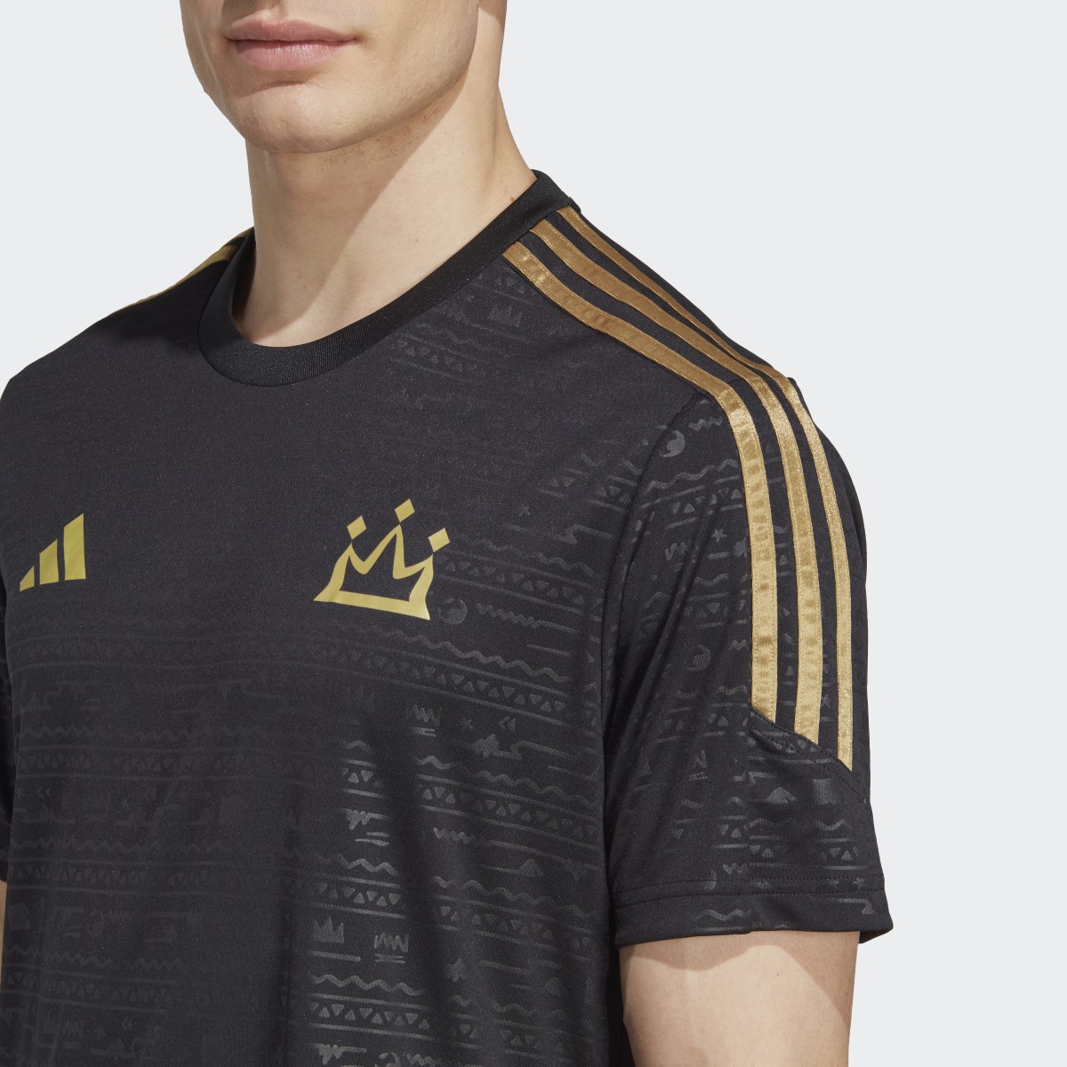 Adidas Salah Training Jersey. 7