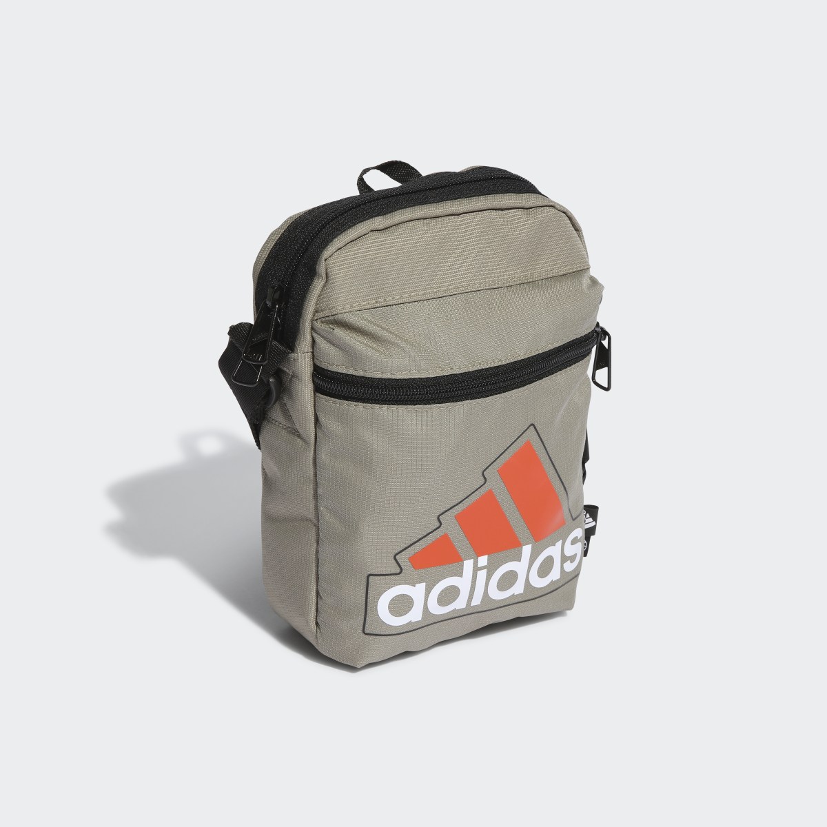 Adidas Bolso organizador Essentials Seasonal. 5