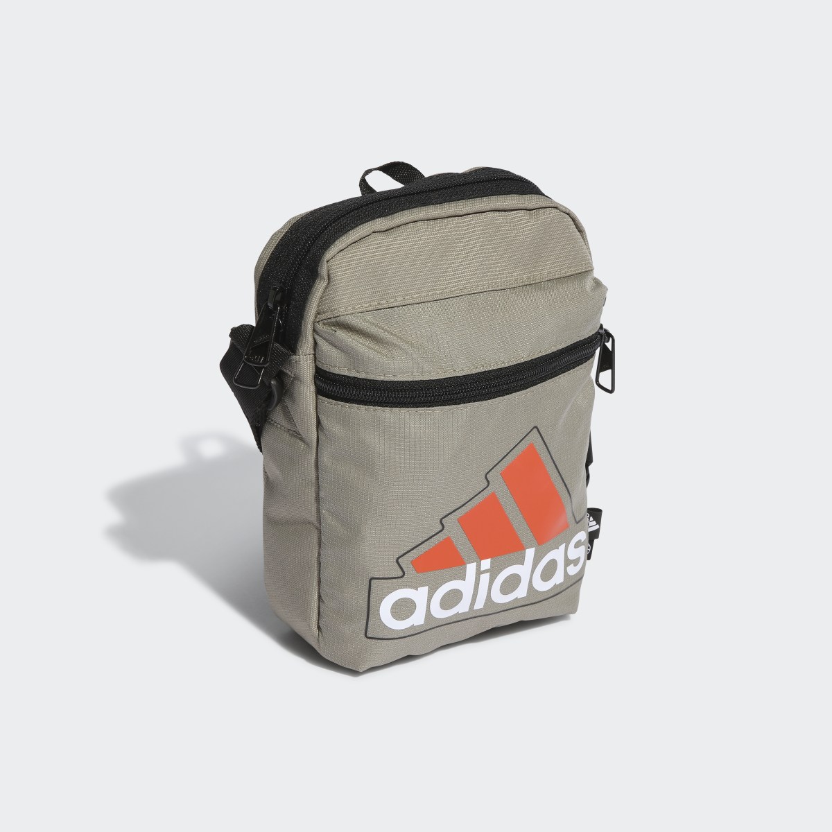 Adidas Essentials Seasonal Organizer Tasche. 5