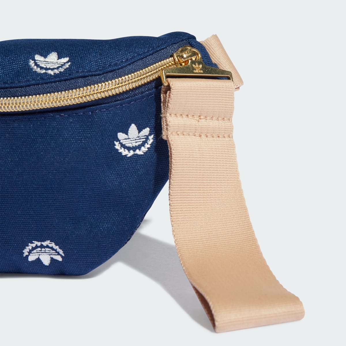 Adidas Trefoil Crest Waist Bag. 6