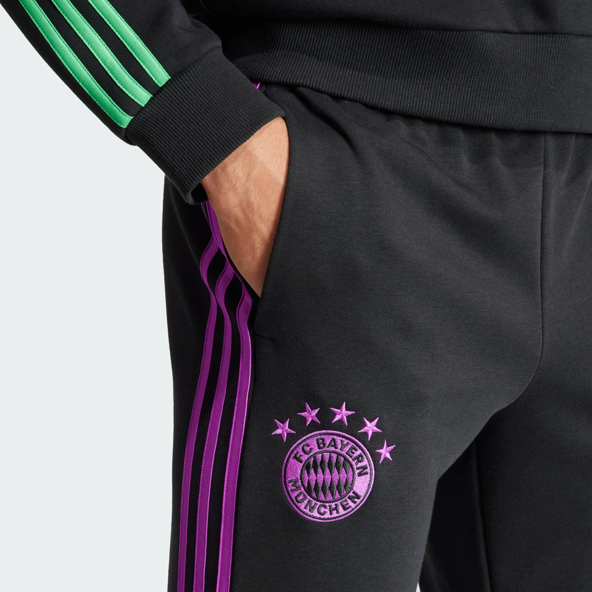 Adidas FC Bayern München Jogginghose. 5