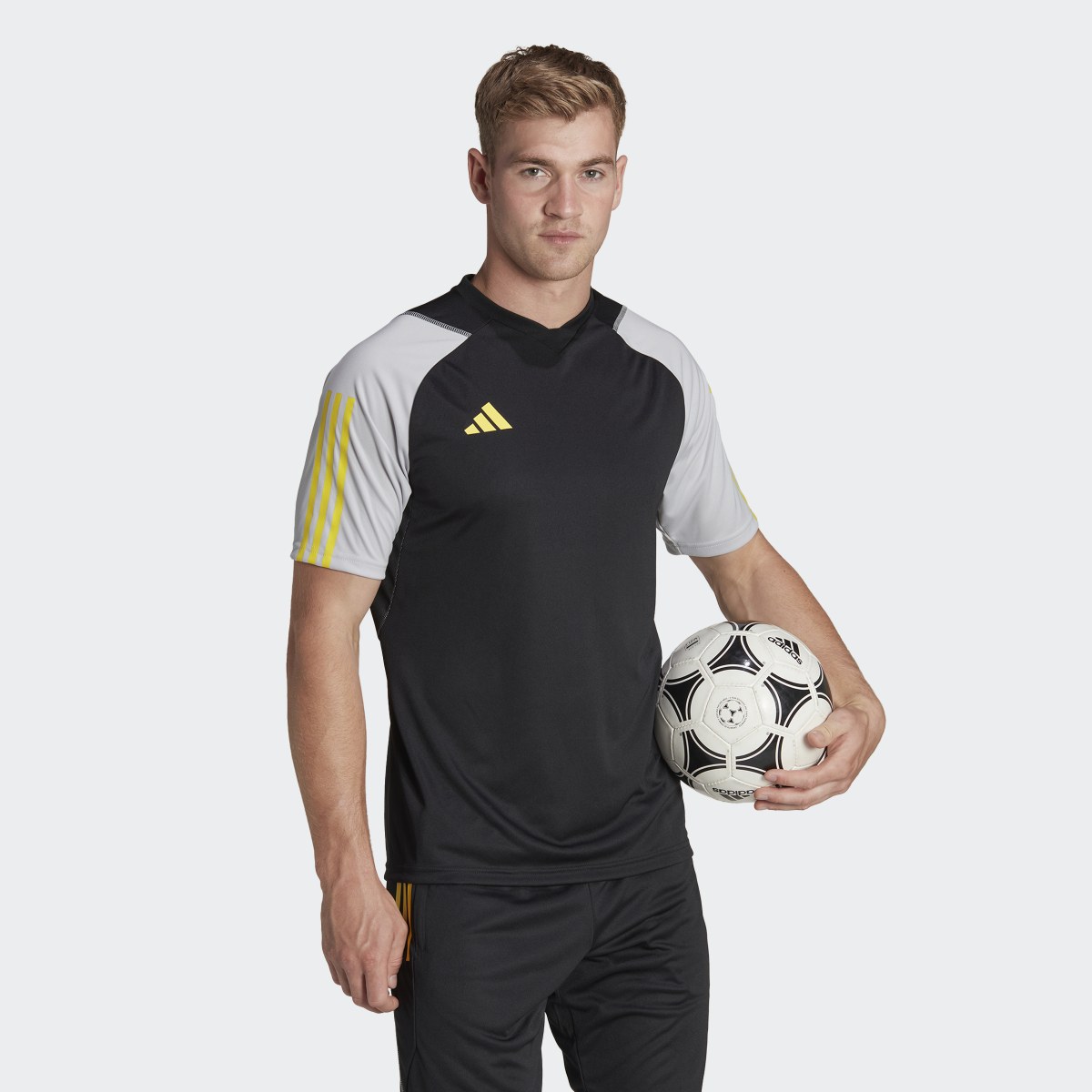 Adidas Playera Competition Tiro 23. 4