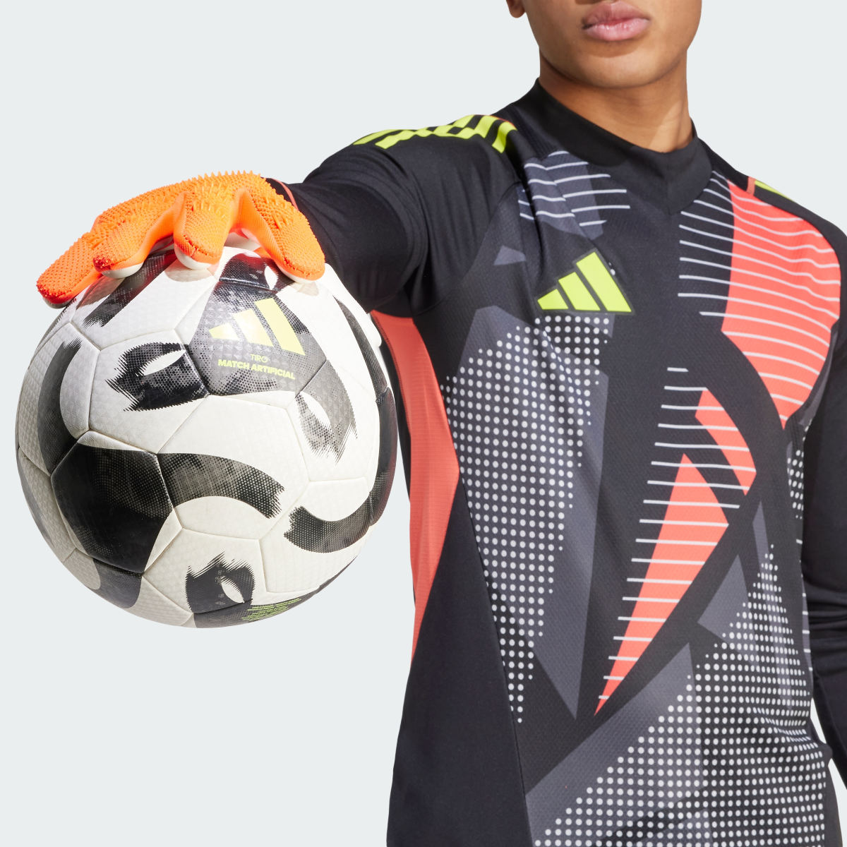 Adidas Predator Pro Goalkeeper Gloves. 7