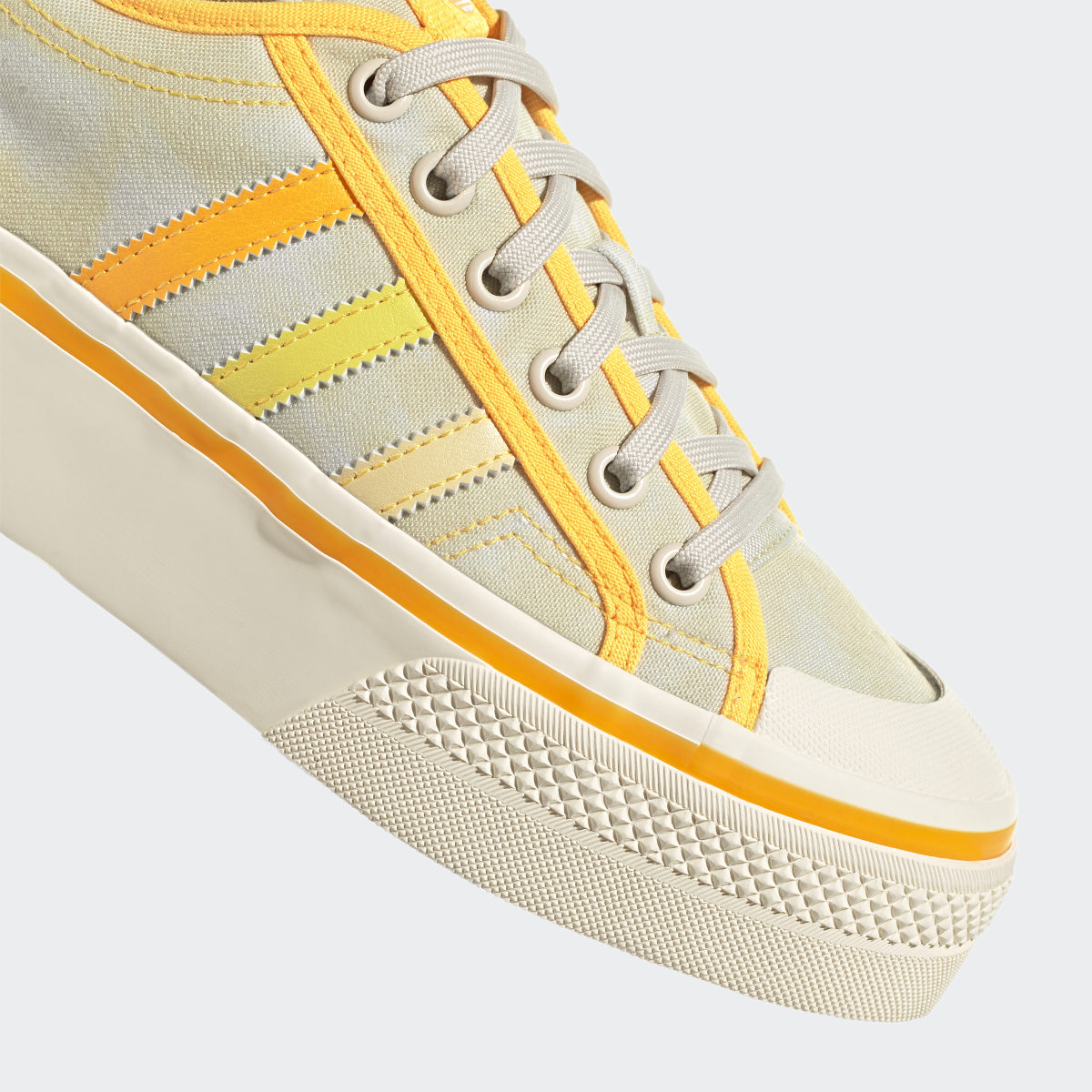 Adidas Chaussure Nizza Platform. 10