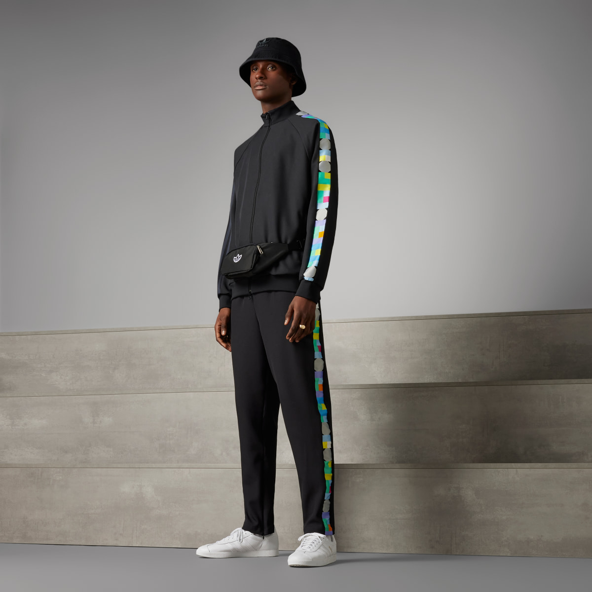 Adidas Pantalon de survêtement Manchester United Peter Saville. 5