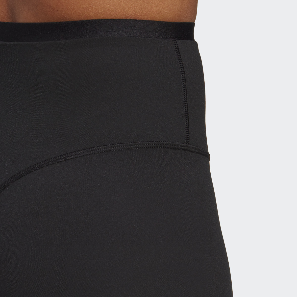 Adidas Sports Club Short High-Waist Leggings. 6