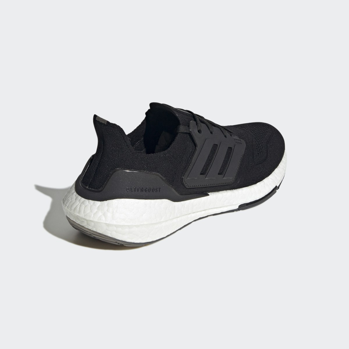 Adidas Scarpe Ultraboost 22. 6