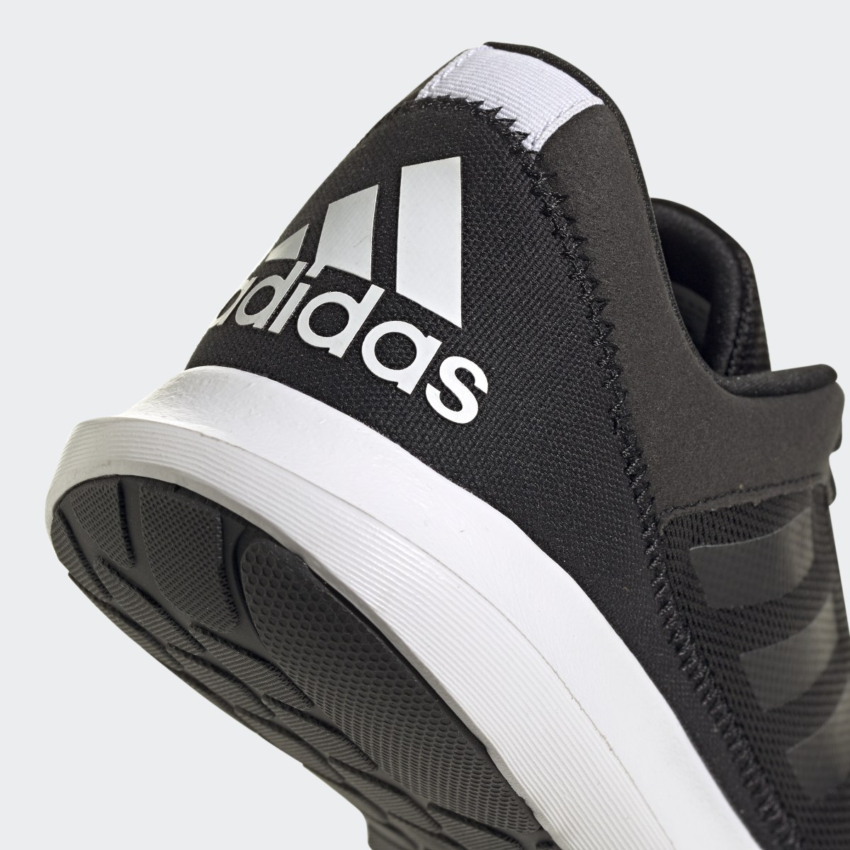 Adidas Tenis Coreracer. 8