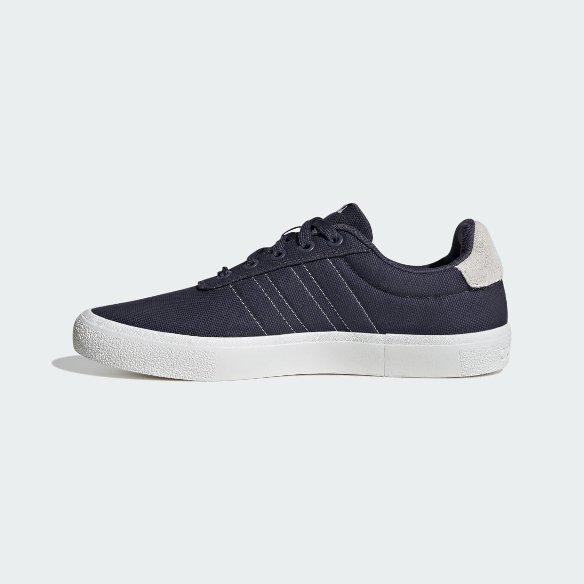 Adidas Sapatilhas 3-Stripes de Lifestyle e Skateboarding Vulc Raid3r. 7