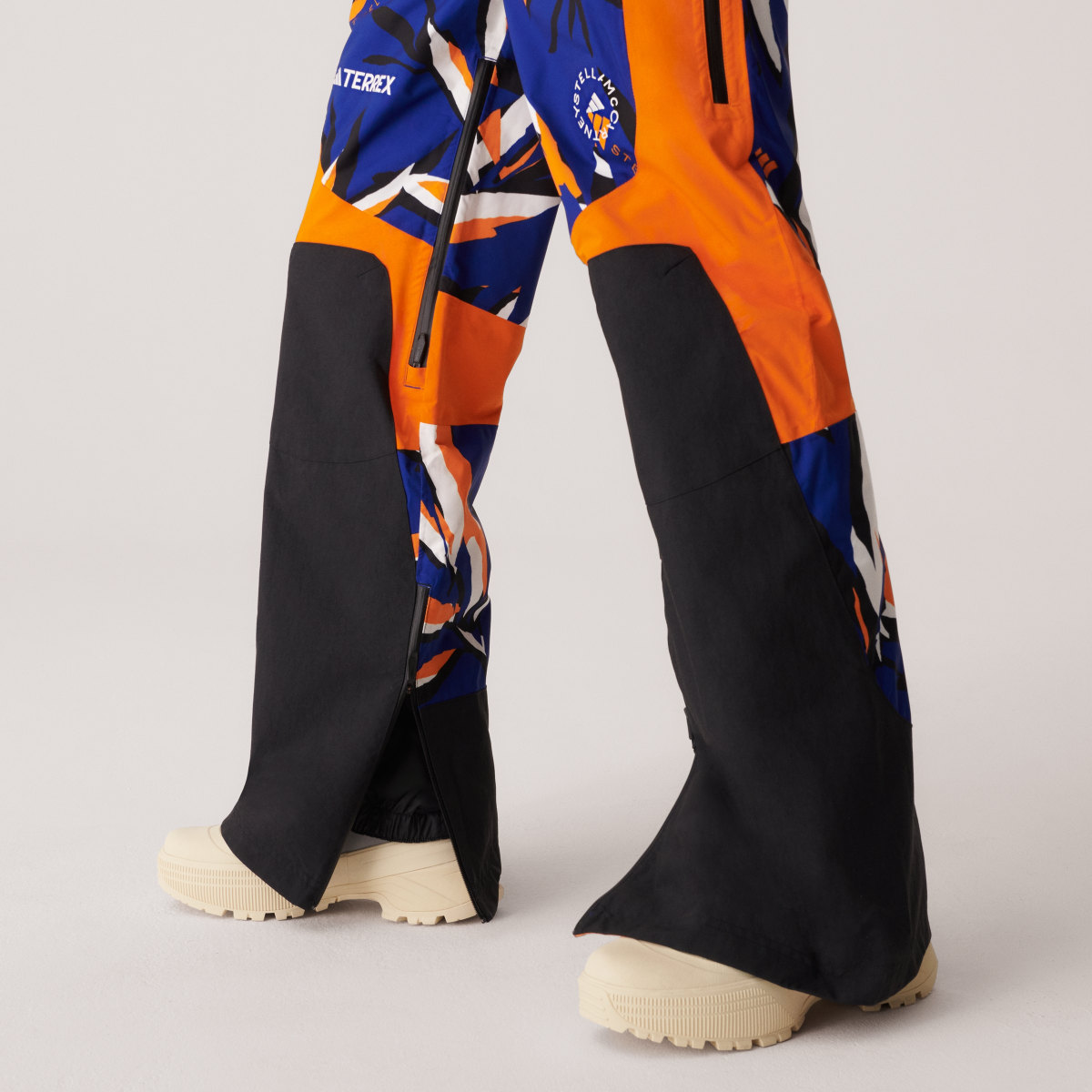 Adidas by Stella McCartney x Terrex TrueNature Pantolon. 7