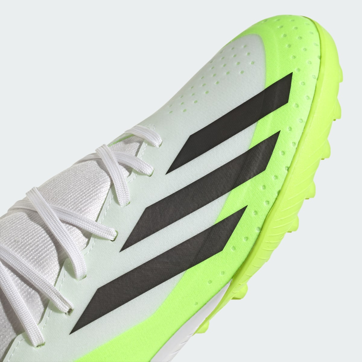 Adidas Botas de Futebol X Crazyfast.3 — Piso sintético. 9