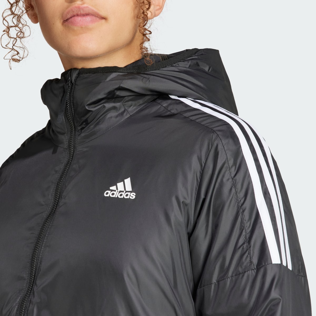 Adidas Veste Essentials Insulated Hooded. 7