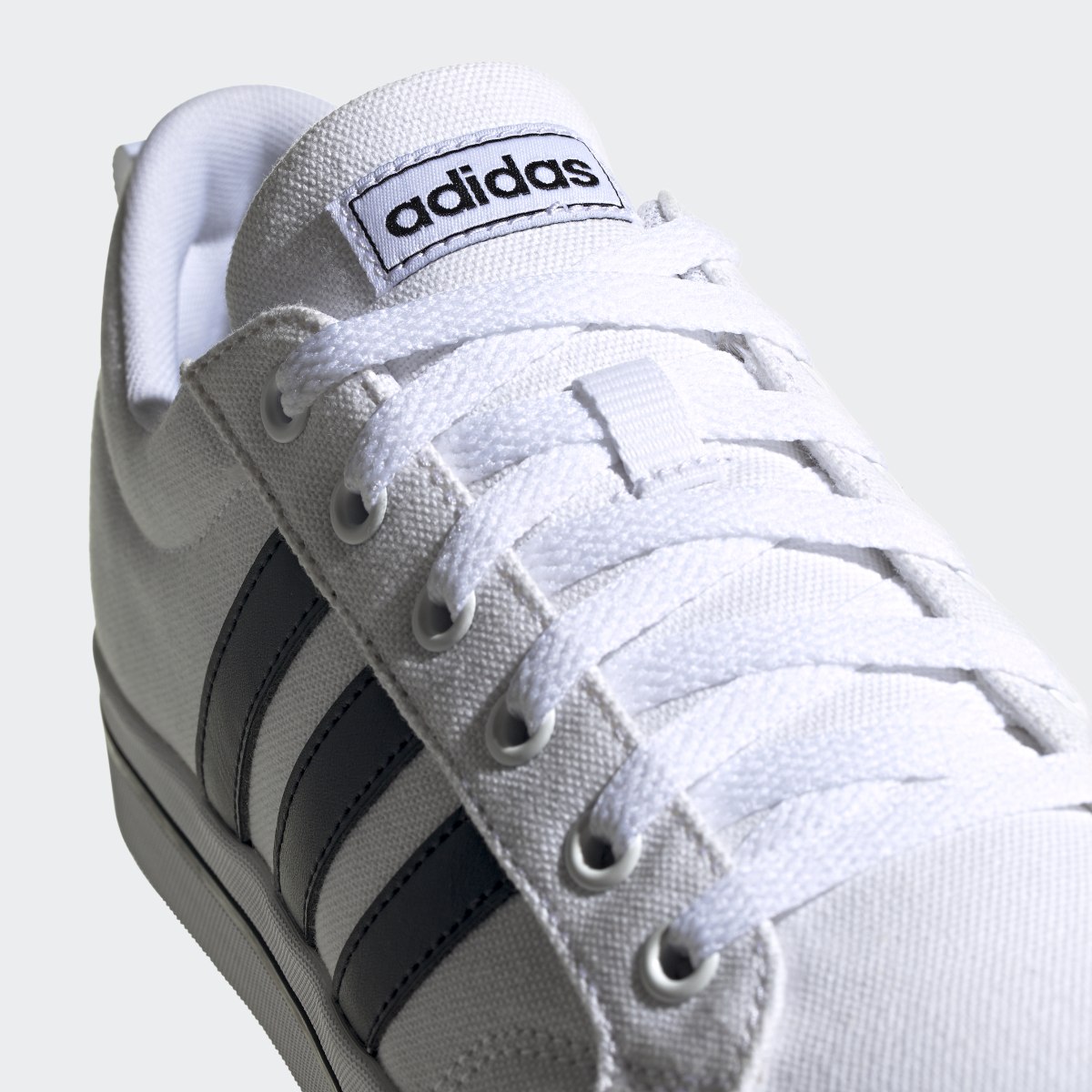 Adidas Tenis Bravada. 8