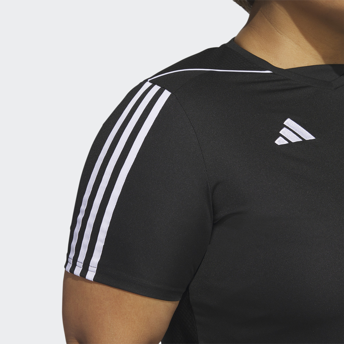 Adidas Tiro 23 League Jersey. 7