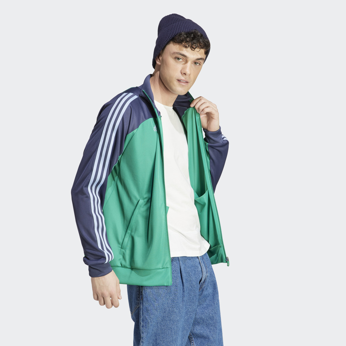 Adidas Chaqueta Tiro. 5