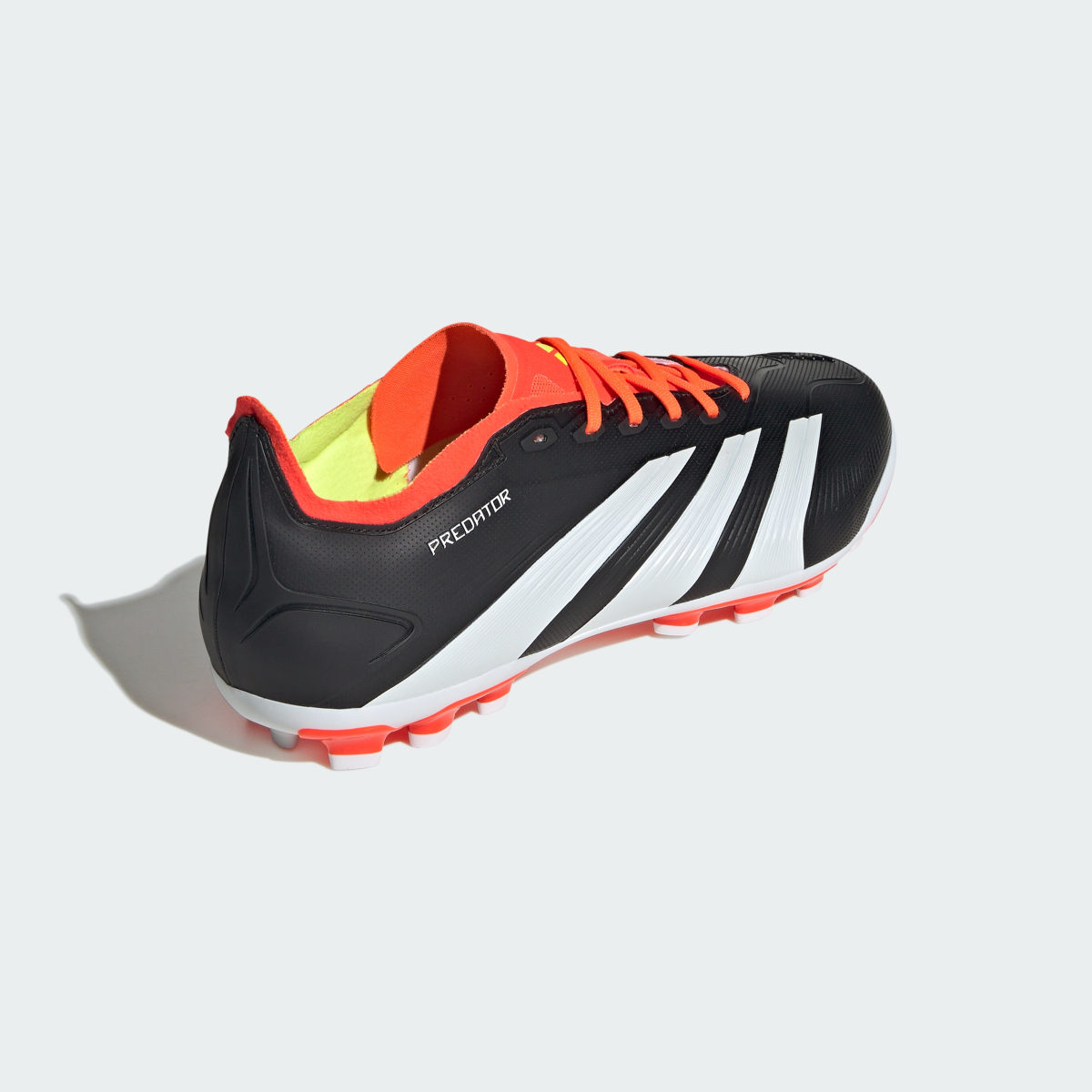 Adidas Bota de fútbol Predator League 2G/3G césped artificial. 6