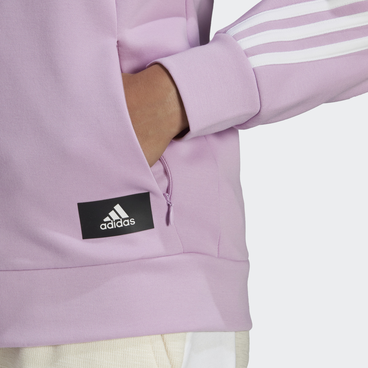 Adidas Chaqueta con capucha adidas Sportswear Future Icons 3 bandas. 6