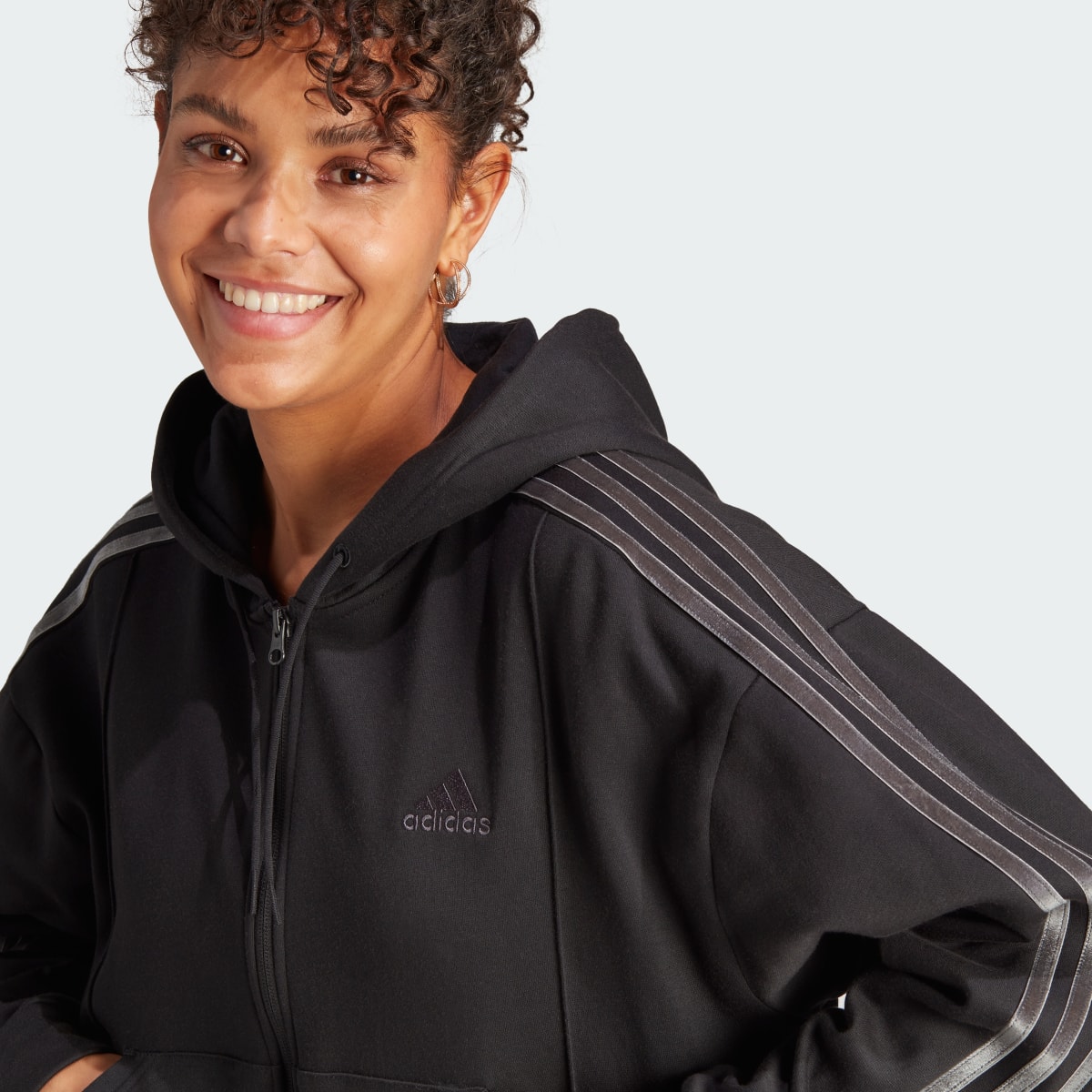 Adidas Energize Track Suit. 8