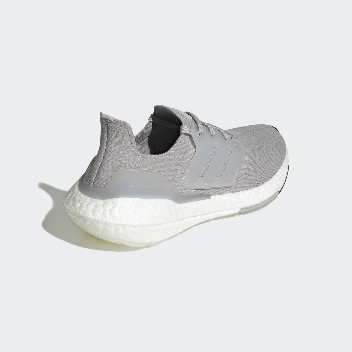 Adidas ULTRABOOST 22 SAPATILHAS. 7