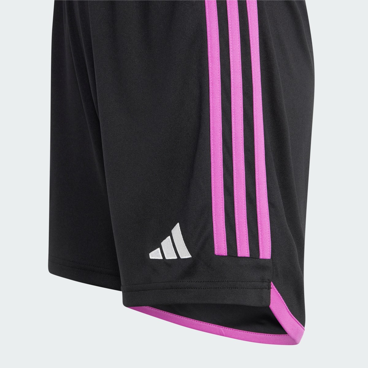 Adidas FC Bayern 23/24 Away Shorts Kids. 5