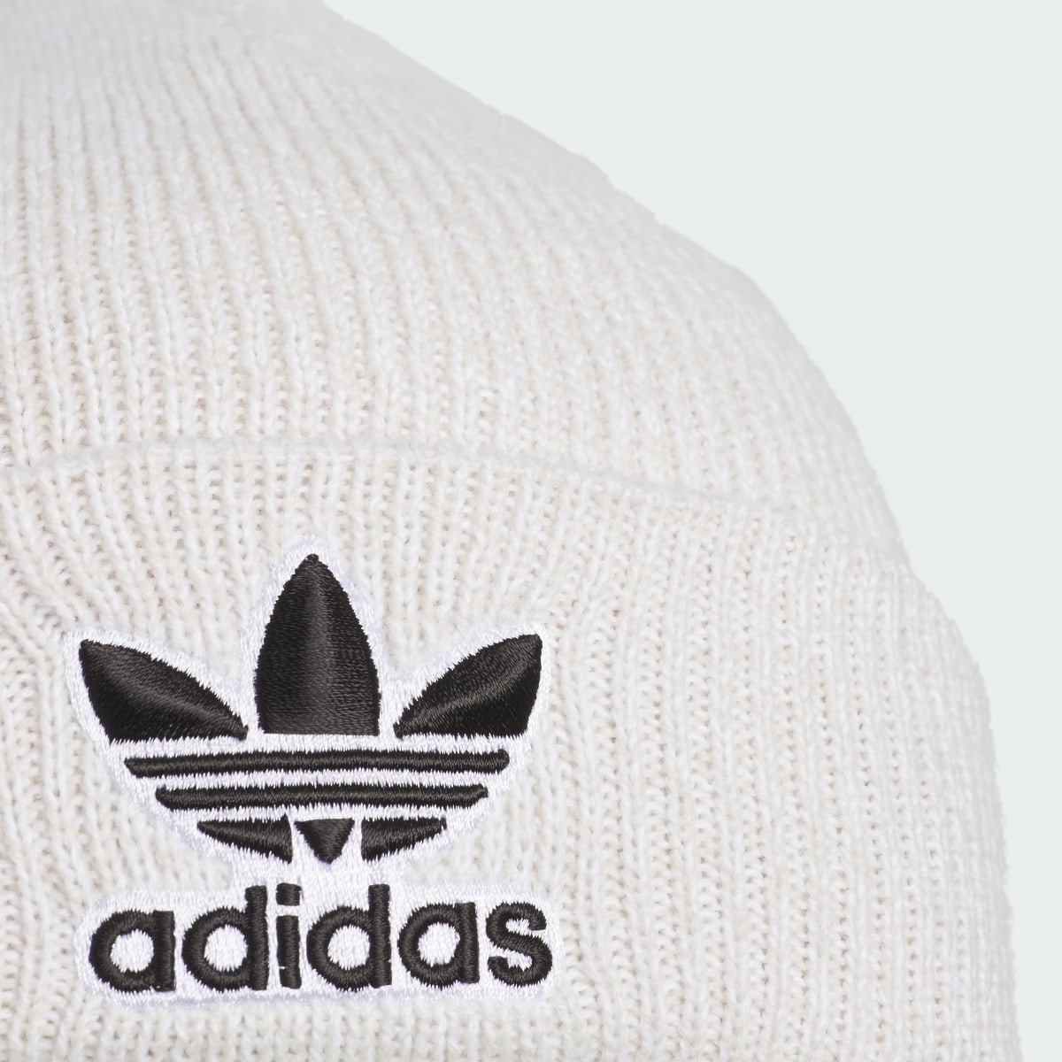 Adidas Trefoil Beanie. 5