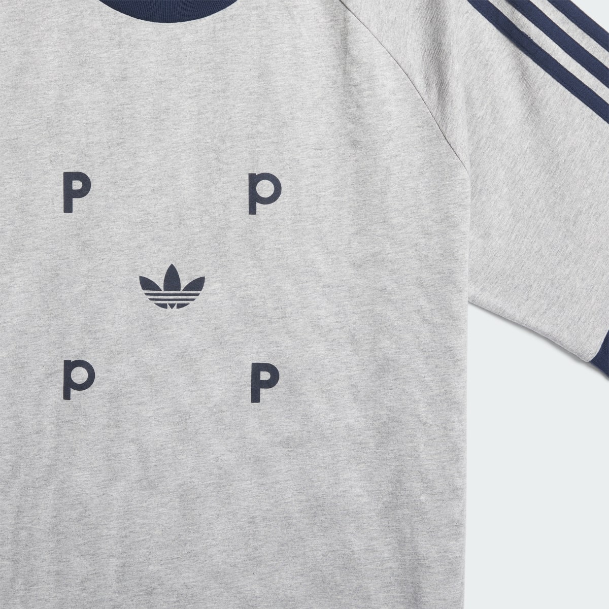 Adidas Pop Classic T-Shirt. 4