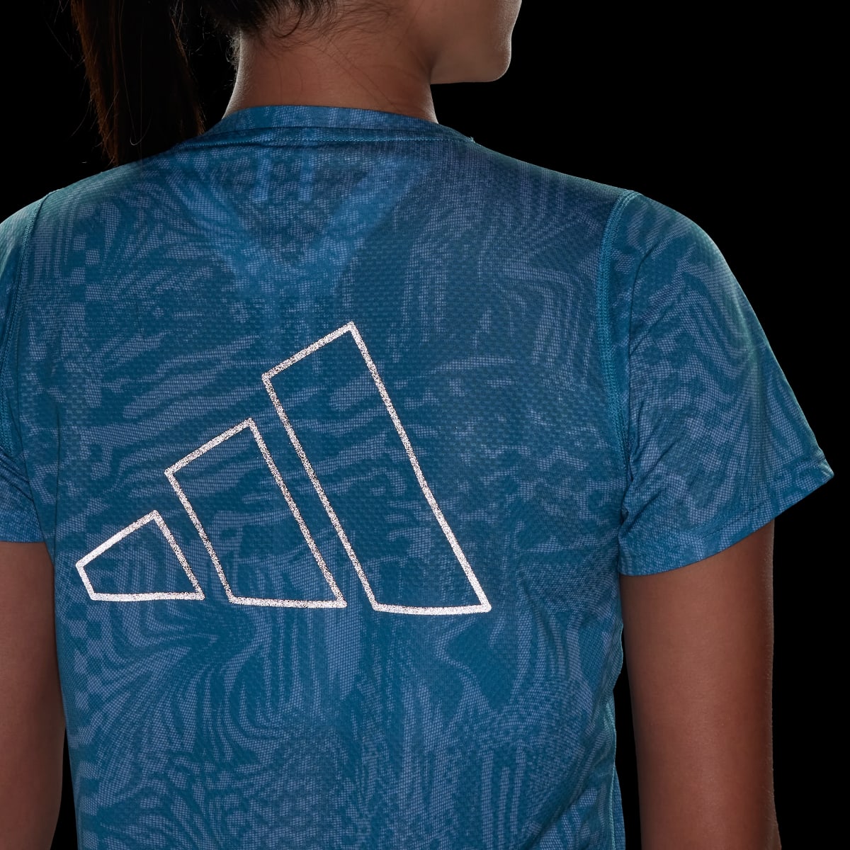 Adidas Camiseta Run Icons Logo Allover Print Running 3 bandas. 7