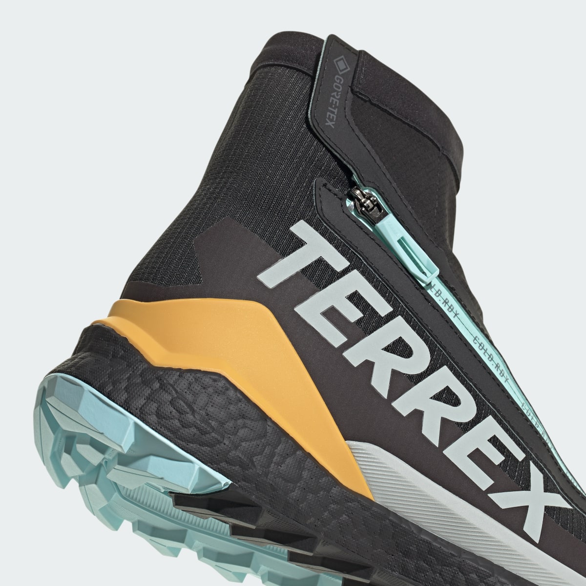 Adidas COLD.RDY FREE HIKER 2 TERREX. 14