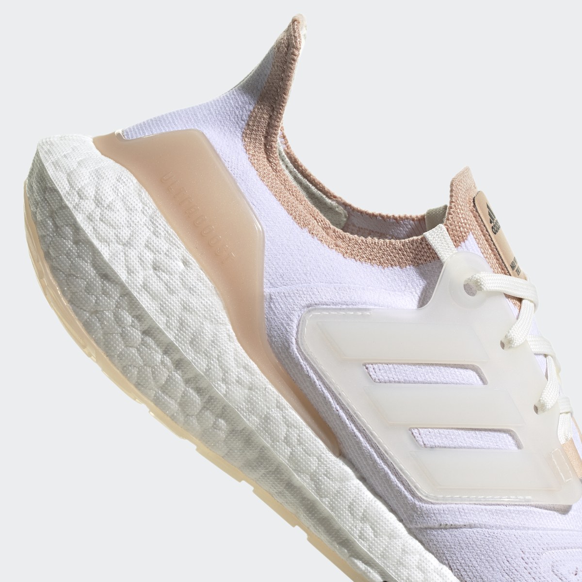 Adidas Ultraboost 22 Made with Nature Laufschuh. 4