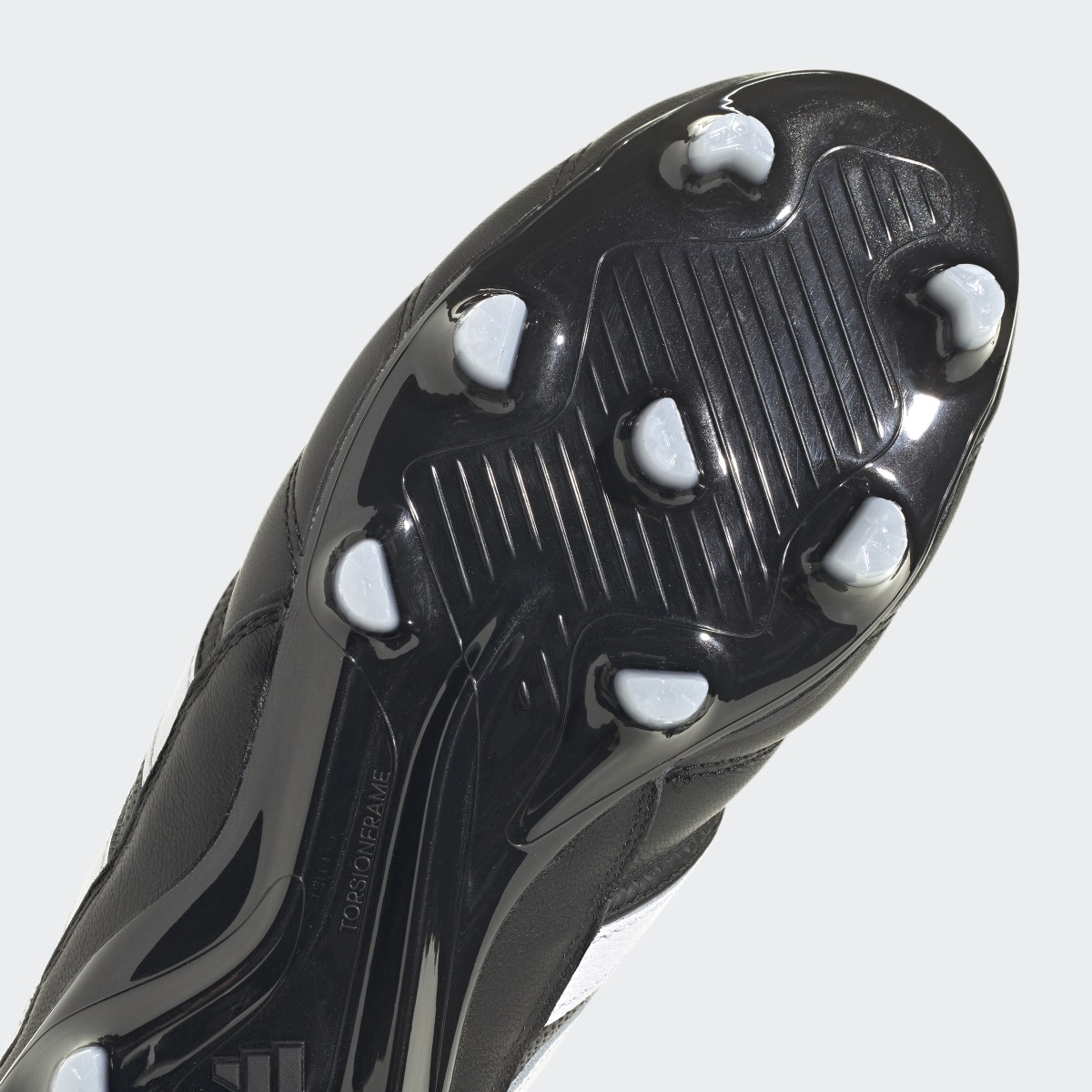 Adidas Botas de Futebol Copa Icon – Piso firme. 12