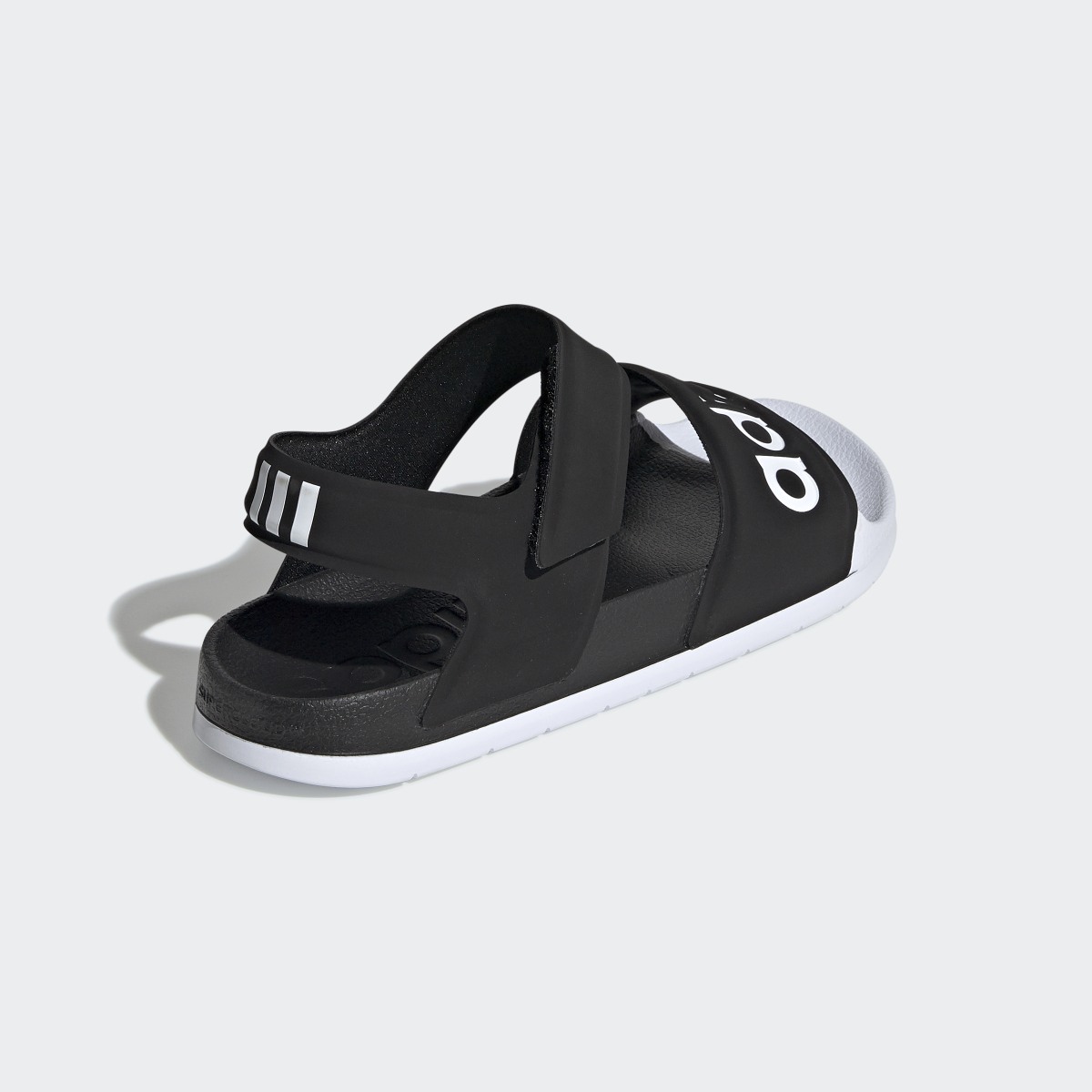 Adidas Sandalia Adilette. 6