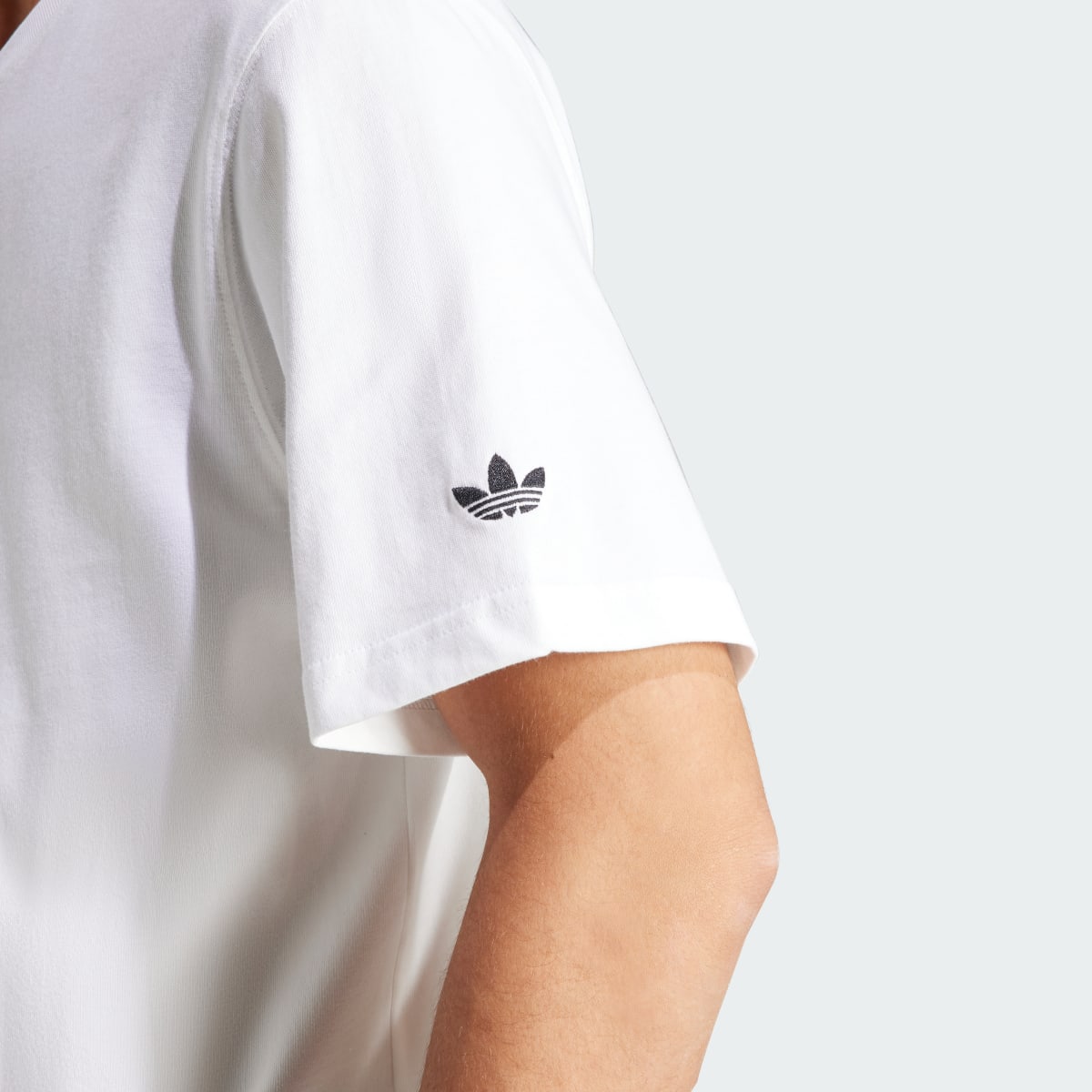 Adidas Adi Pic Tee. 6